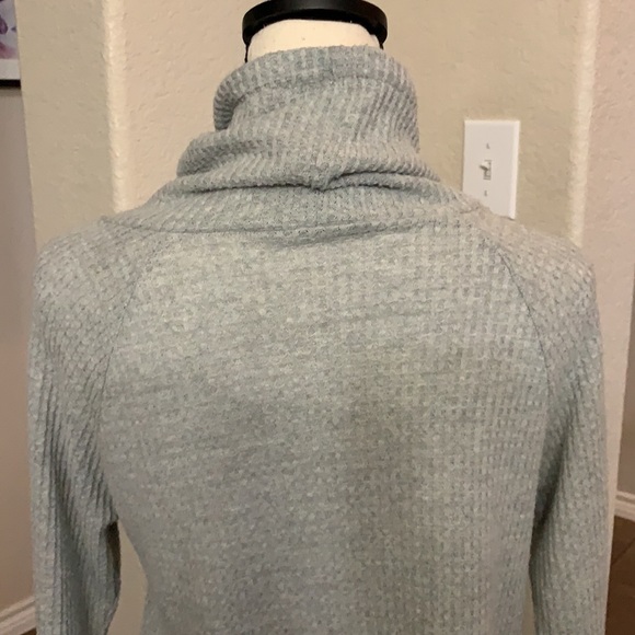 Rags II Riches gray cowl drawstring neckline long sleeved waffle sweater - Picture 10 of 16